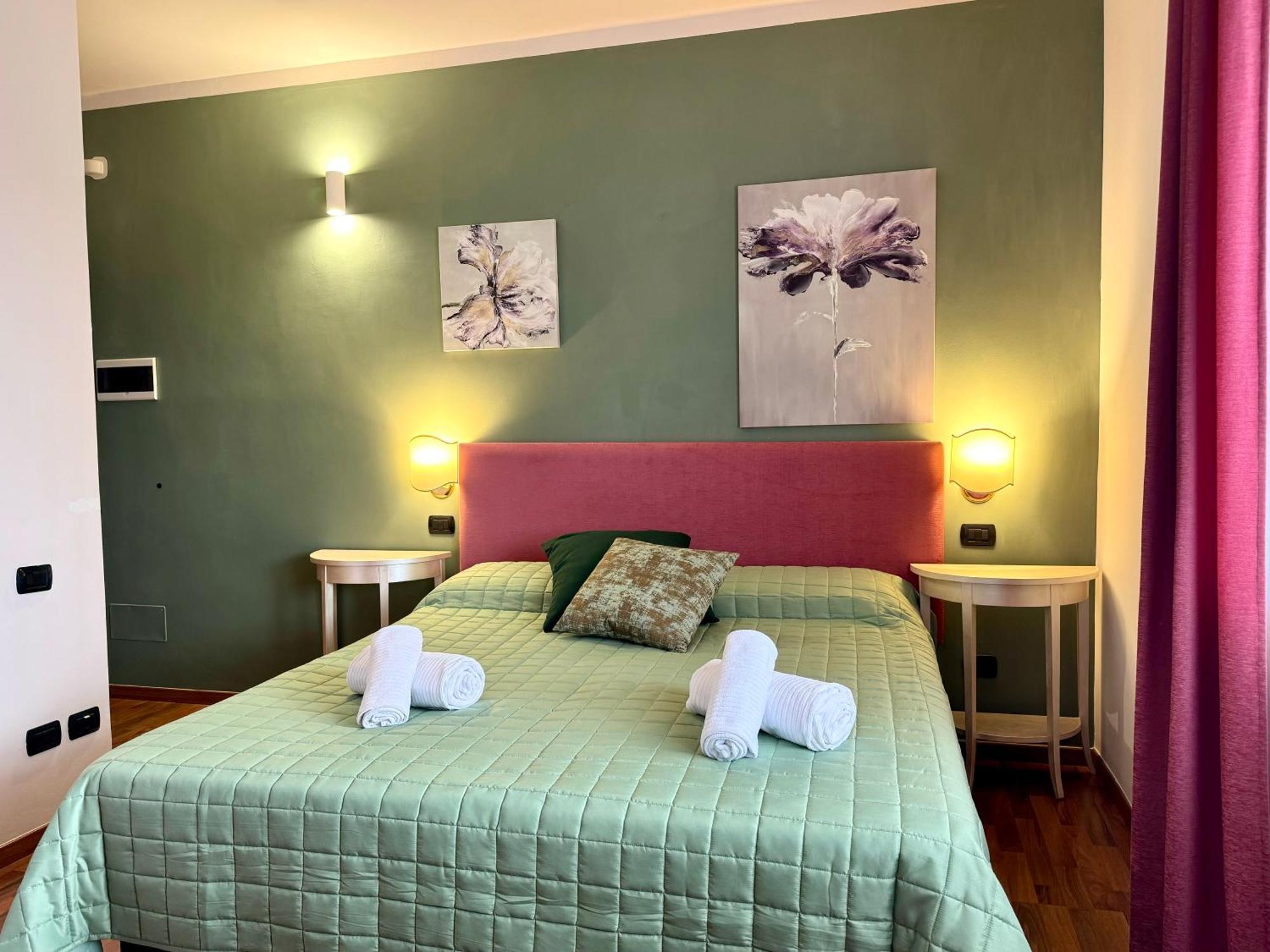 Welcome Traveller Frida'S Rooms Каприно-Веронезе Экстерьер фото