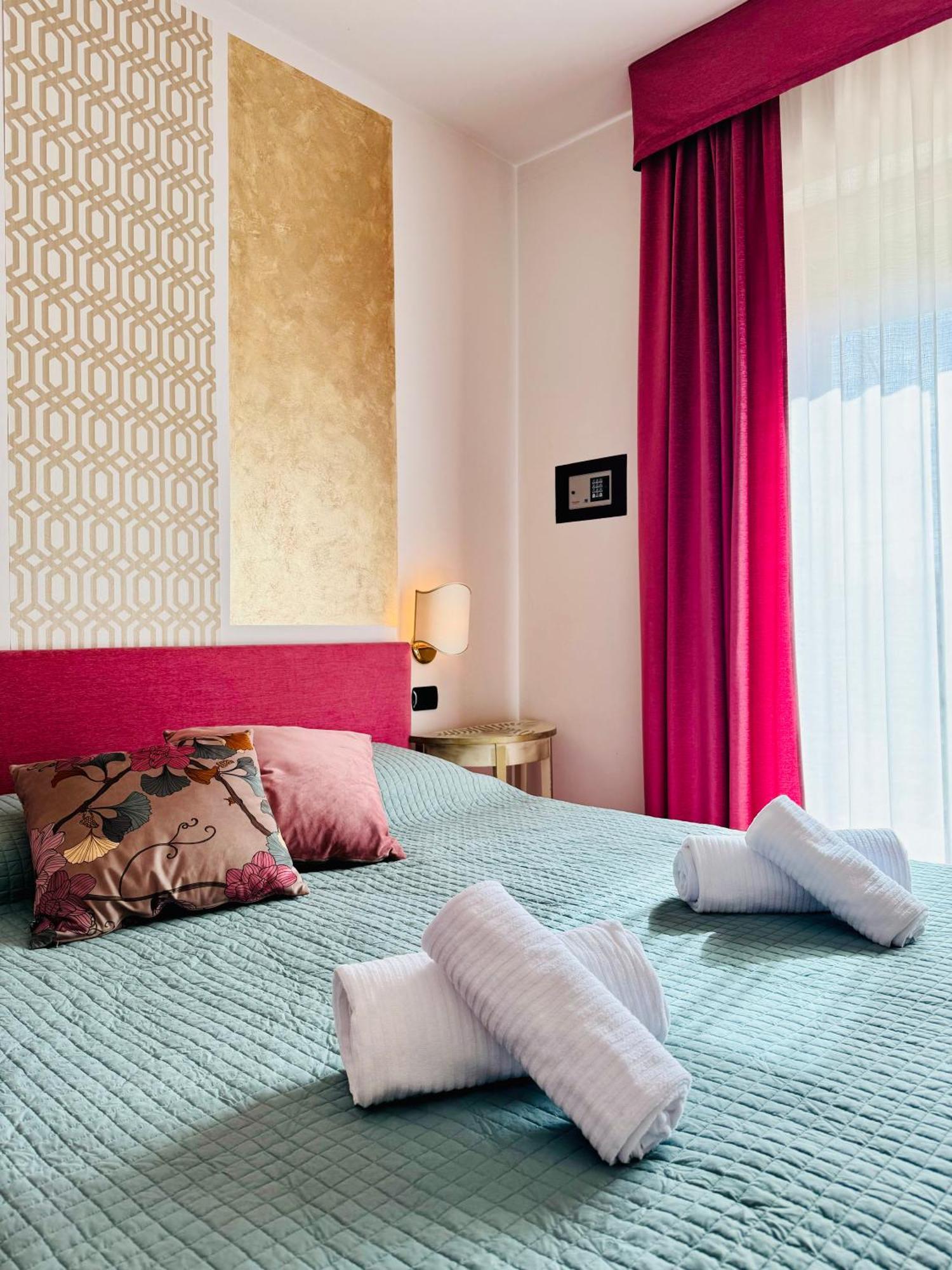 Welcome Traveller Frida'S Rooms Каприно-Веронезе Экстерьер фото